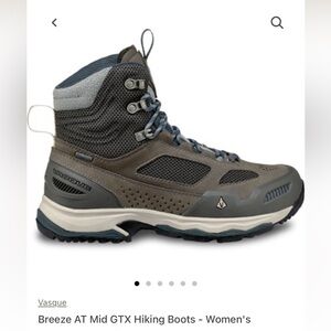 Vasque Breeze AT Mid GTX hiking boot
